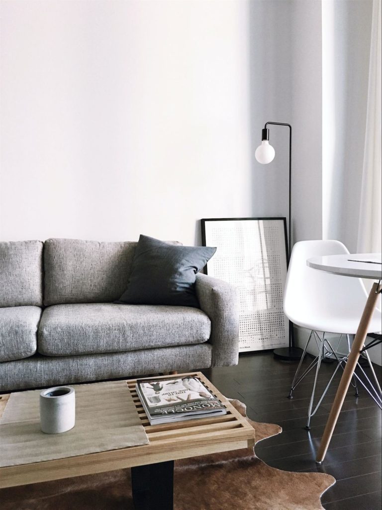 Airbnb_Cancellation_Guide_Empty_salon
