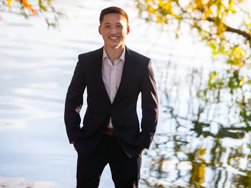 Airbnb Influencer Derek Cheung